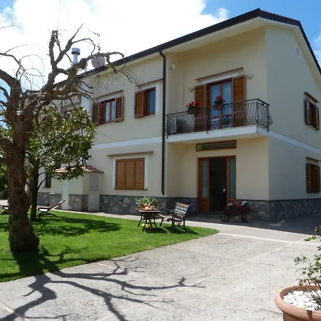 Dom wakacyjny La Casa Di Nonna Elvira Eros